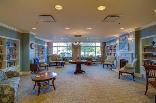 Photo of Autumn Green at Wright Campus, Assisted Living, Chicago, IL 11