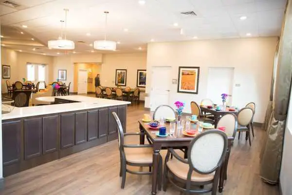Photo of Promise Pointe at Tampa Oaks, Assisted Living, Temple Terrace, FL 2
