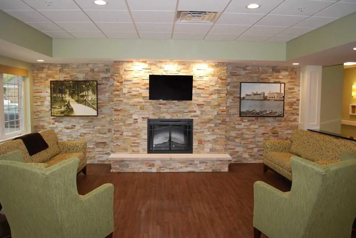 Photo of White Oaks at Spring Street, Assisted Living, South Elgin, IL 15