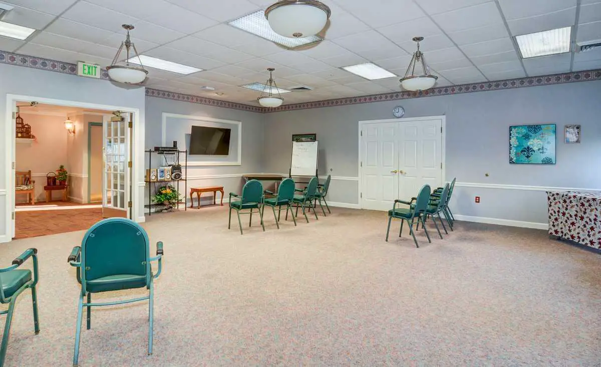 Photo of Arden Courts of Livonia, Assisted Living, Livonia, MI 7