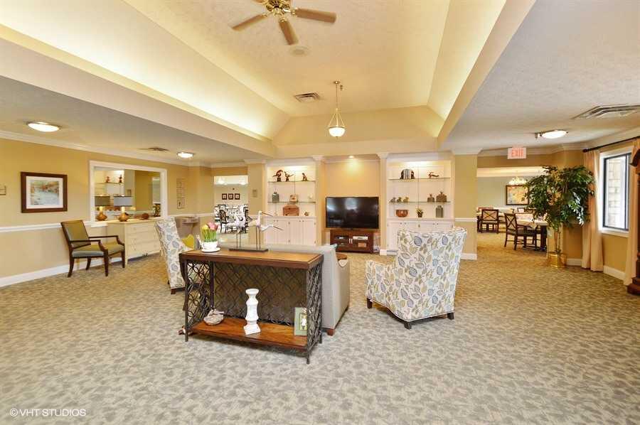 Photo of The Woodlands of Columbus, Assisted Living, Columbus, OH 3