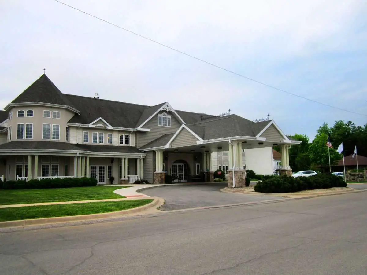 Photo of Courtyard Estates of Canton, Assisted Living, Canton, IL 7
