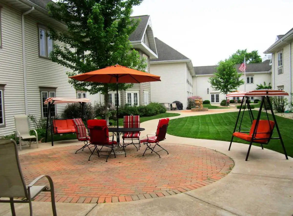Photo of Courtyard Estates of Canton, Assisted Living, Canton, IL 8