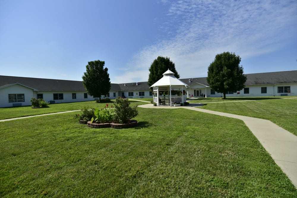 Photo of Garden Place Senior Living, Assisted Living, Columbia, IL 3