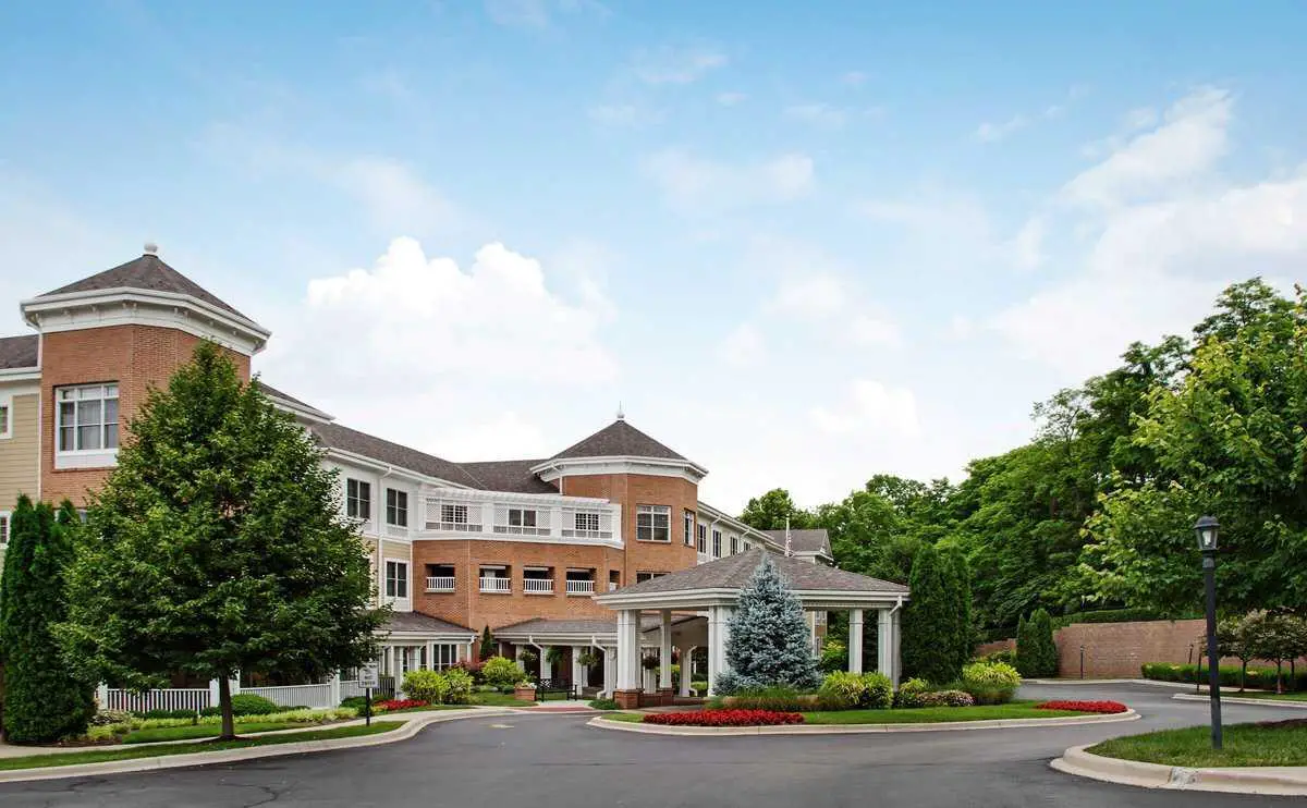 Photo of Sunrise of Louisville, Assisted Living, Louisville, KY 1