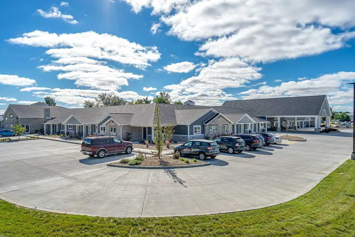 Photo of Villas of Holly Brook & Reflections Bethalto, Assisted Living, East Alton, IL 3
