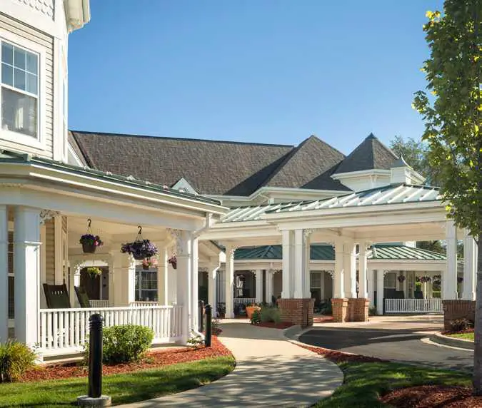 Atria Park of Glen Ellyn Senior Living Community Assisted Living in