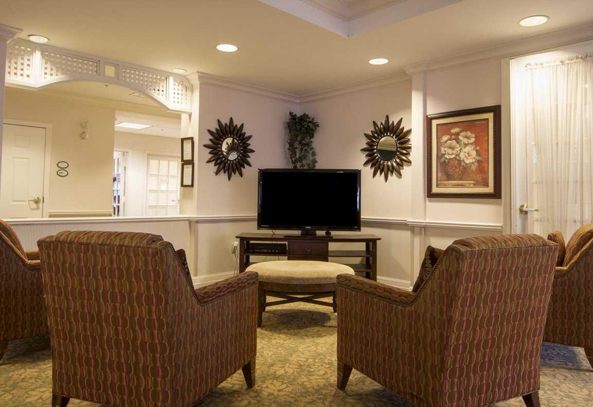 Photo of Brighton Gardens of Northville, Assisted Living, Plymouth, MI 17