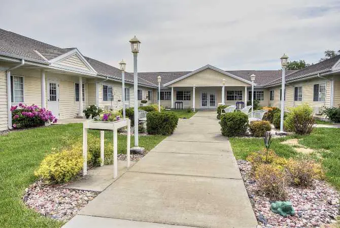 Photo of Cottonwood Place, Assisted Living, Columbus, NE 5