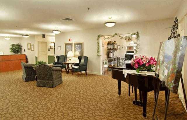 Photo of Elmcroft of Ontario, Assisted Living, Ontario, OH 9