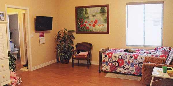 Photo of Sunshine Adult Care Home, Assisted Living, Surprise, AZ 1