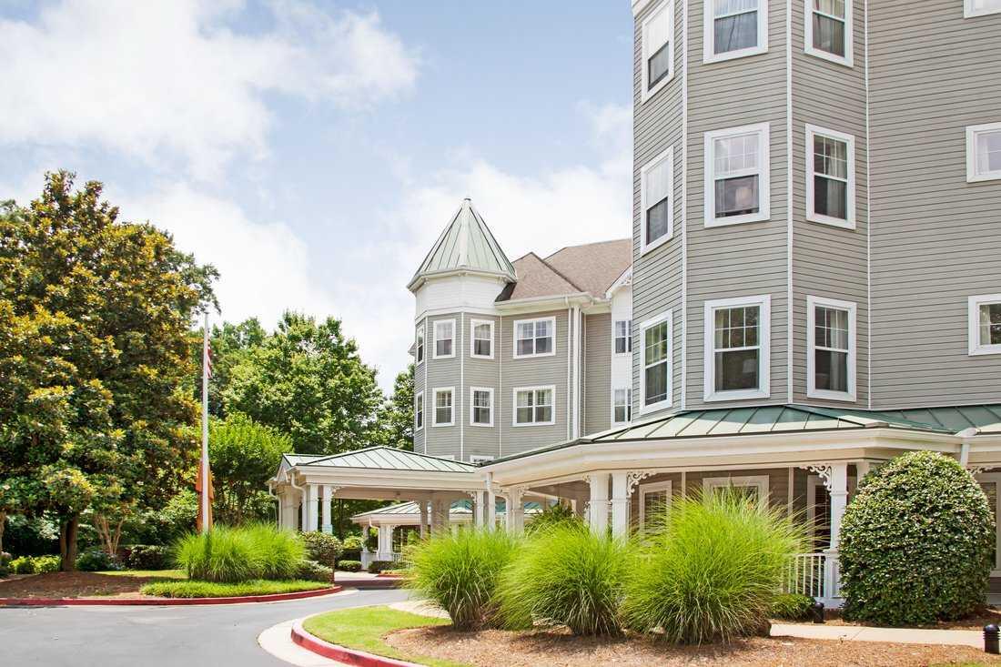 Photo of Sunrise of Decatur, Assisted Living, Decatur, GA 3