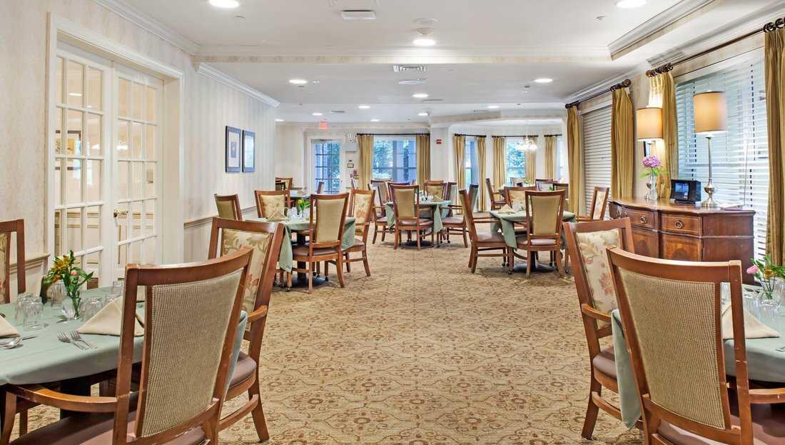 Photo of Sunrise of Decatur, Assisted Living, Decatur, GA 10