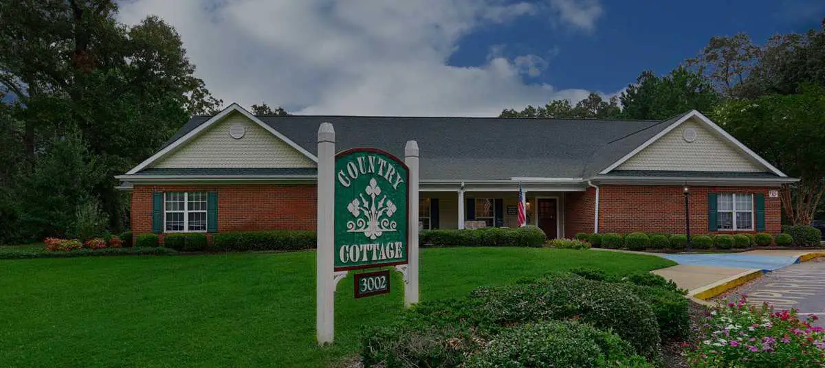 Photo of Country Cottage - Lawrenceburg, Assisted Living, Lawrenceburg, TN 8