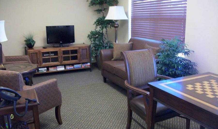 Photo of Flagstone Senior Living, Assisted Living, The Dalles, OR 1