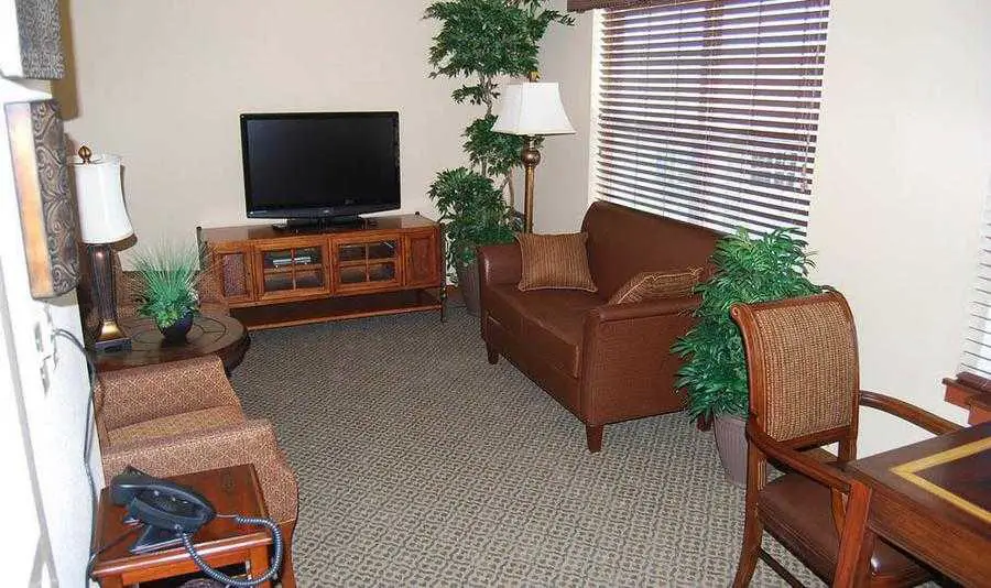 Photo of Flagstone Senior Living, Assisted Living, The Dalles, OR 8