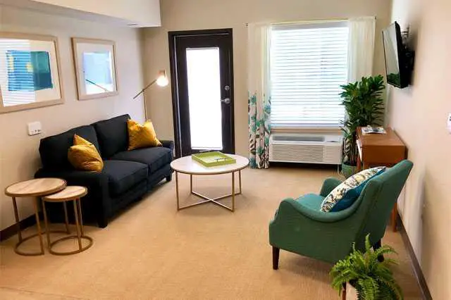 Photo of Las Brisas Rehabilitation and Wellness Suites, Assisted Living, Irving, TX 11