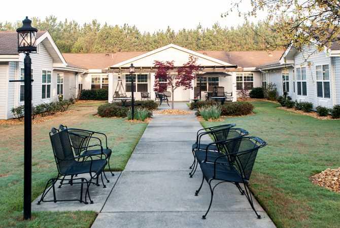 Photo of Seven Hills Place, Assisted Living, Rome, GA 3