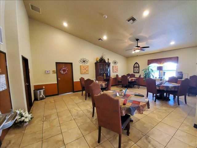 Photo of Spanish Trail Assisted Living of Silsbee, Assisted Living, Silsbee, TX 6