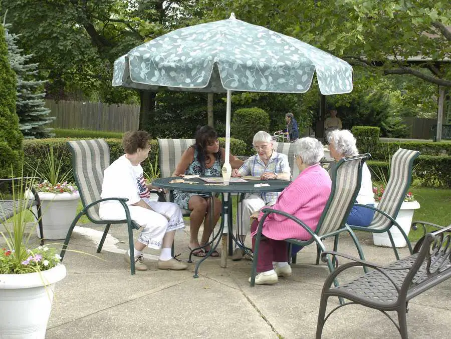 Amber Court Assisted Living of Brooklyn Senior Living Community Amber Court Assisted Living of Brooklyn Senior Living Community