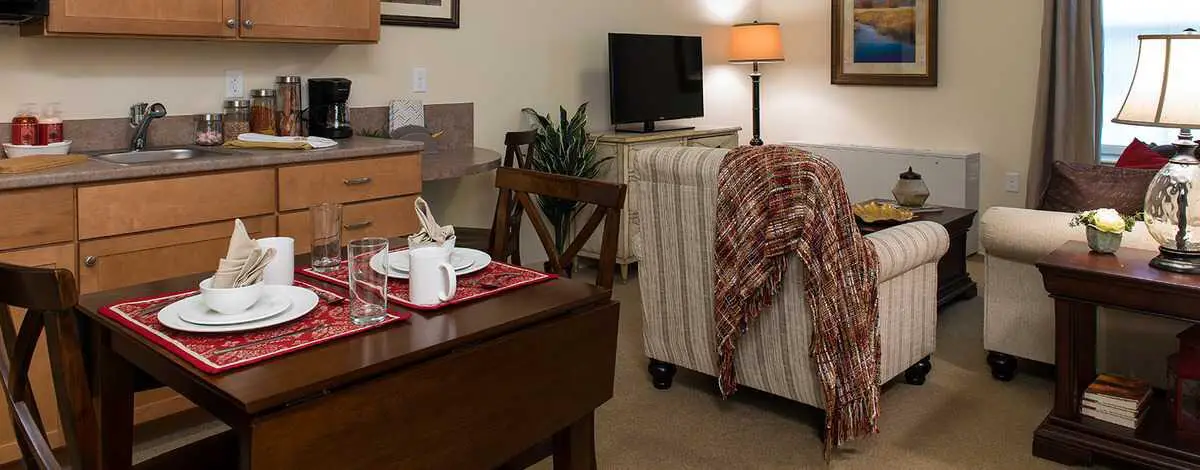 Carriage House at Lee's Farm | Senior Living Community Assisted Living,  Memory Care in Wayland, MA | FindContinuingCare