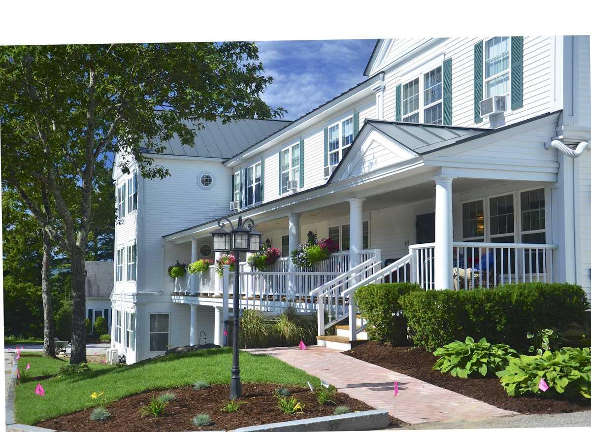 Photo of Woodcrest Village, Assisted Living, New London, NH 2