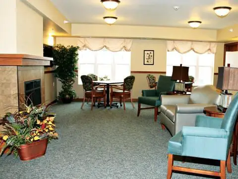 Photo of Sunrise Retirement, Assisted Living, Nursing Home, Independent Living, CCRC, Sioux City, IA 3