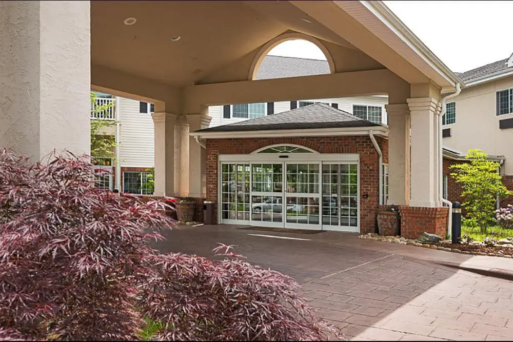 Photo of Lake Pointe Landing, Assisted Living, Nursing Home, Independent Living, CCRC, Hendersonville, NC 11