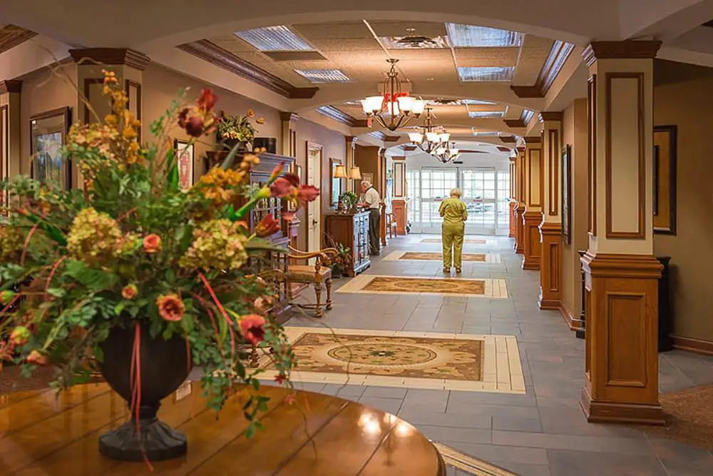 Photo of Lake Pointe Landing, Assisted Living, Nursing Home, Independent Living, CCRC, Hendersonville, NC 13