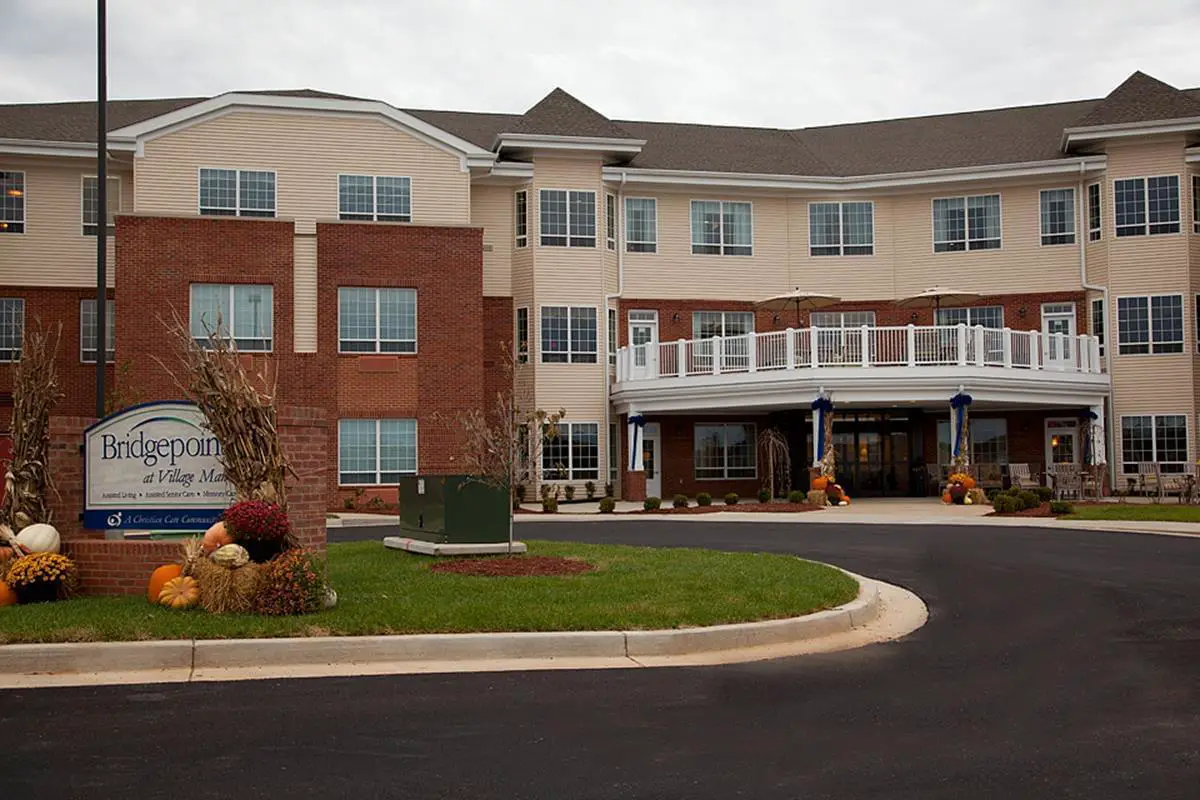 Photo of Village Manor, Assisted Living, Nursing Home, Independent Living, CCRC, Bowling Green, KY 16