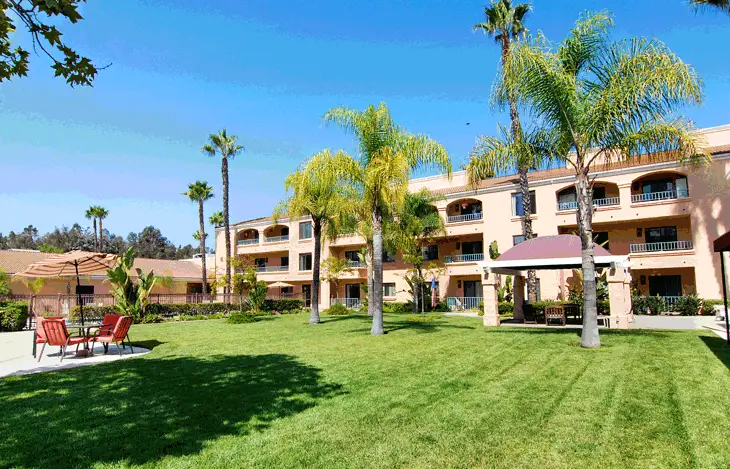 Photo of Las Villas Del Norte, Assisted Living, Nursing Home, Independent Living, CCRC, Escondido, CA 17