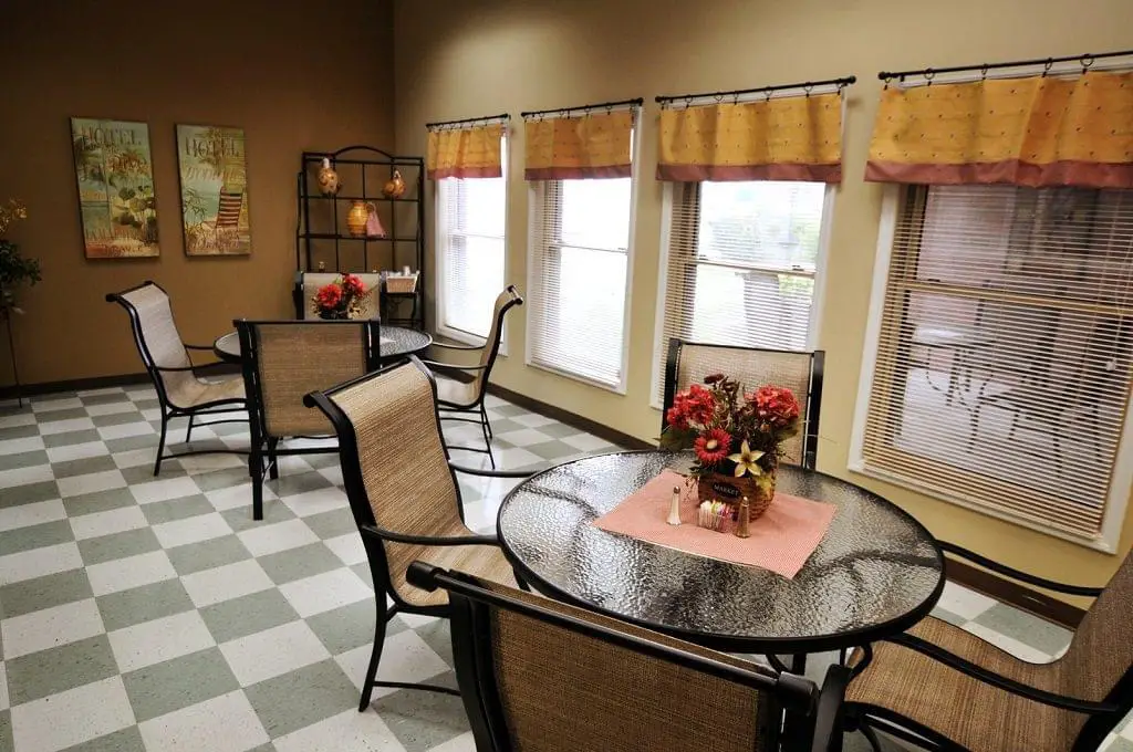 Photo of Windsor Gardens, Assisted Living, Nursing Home, Independent Living, CCRC, Bardstown, KY 6