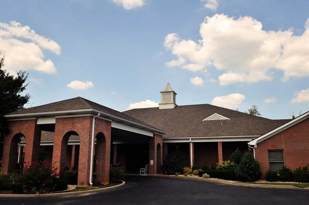 Photo of Windsor Gardens, Assisted Living, Nursing Home, Independent Living, CCRC, Bardstown, KY 7