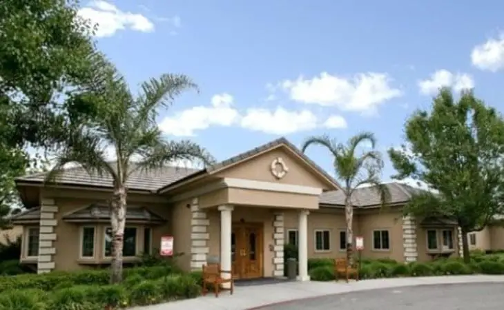 Photo of Bakersfield Rosewood, Assisted Living, Nursing Home, Independent Living, CCRC, Bakersfield, CA 2