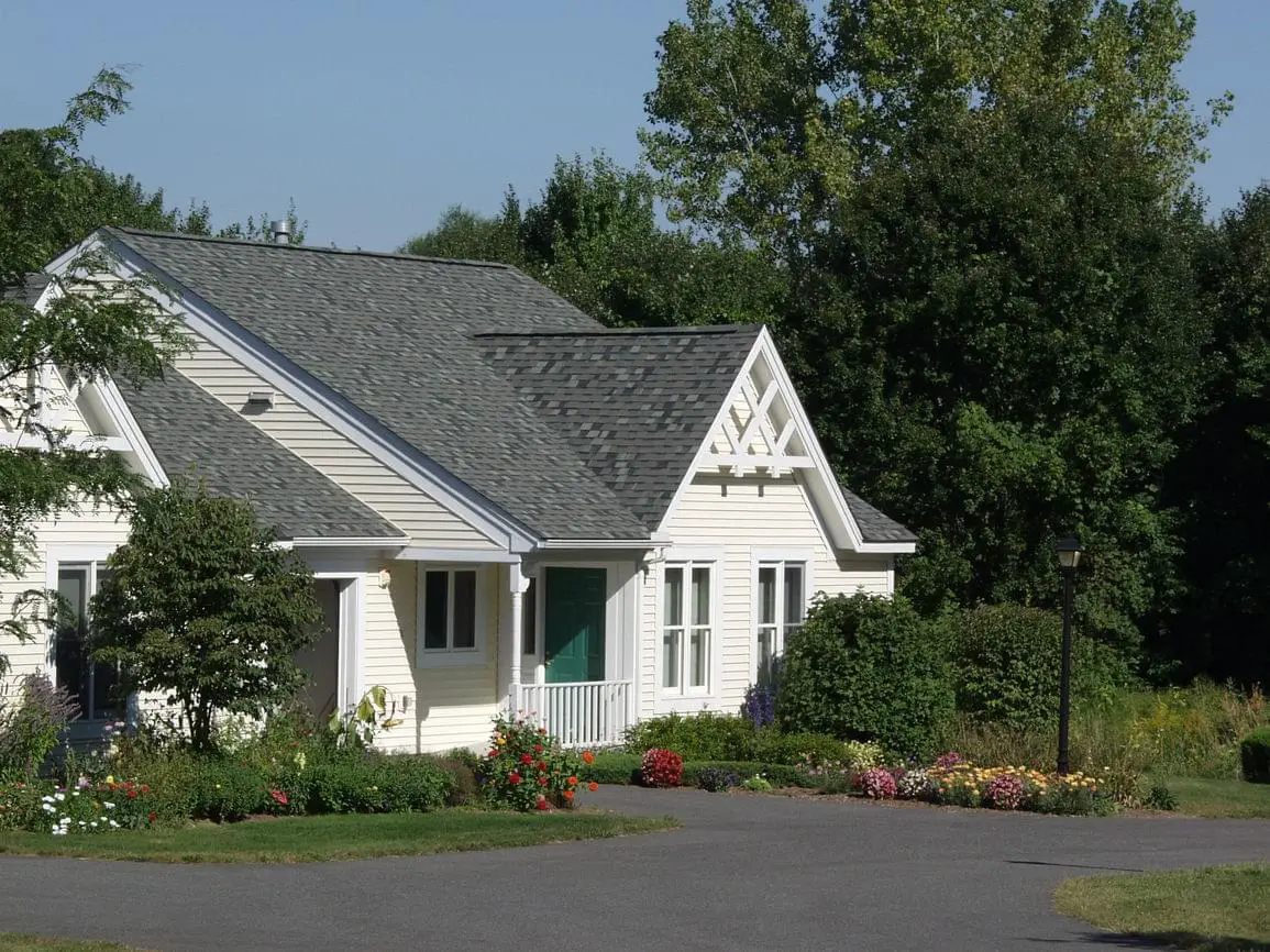 Photo of Lathrop Community, Assisted Living, Nursing Home, Independent Living, CCRC, Easthampton, MA 8