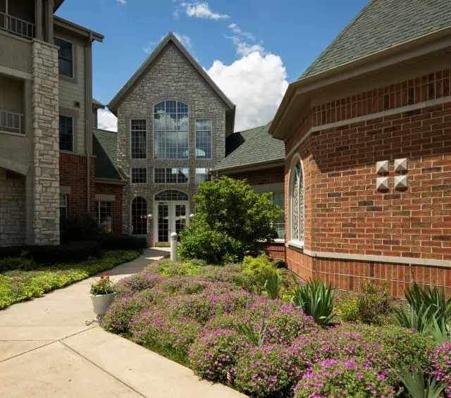 Photo of Newcastle Place, Assisted Living, Nursing Home, Independent Living, CCRC, Mequon, WI 8