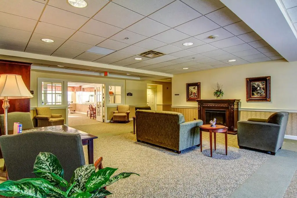 Photo of Meramec Bluffs, Assisted Living, Nursing Home, Independent Living, CCRC, Ballwin, MO 1