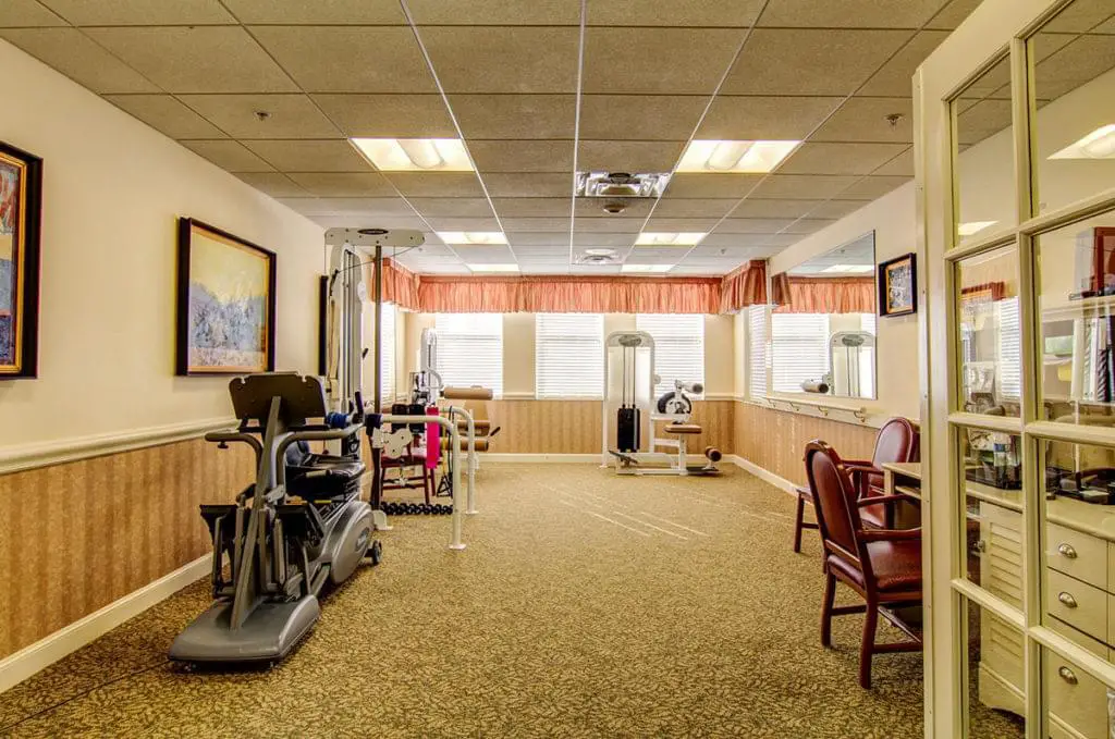 Photo of Meramec Bluffs, Assisted Living, Nursing Home, Independent Living, CCRC, Ballwin, MO 5