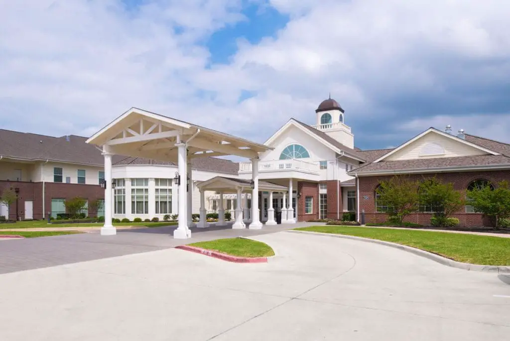 Photo of Crestview, Assisted Living, Nursing Home, Independent Living, CCRC, Bryan, TX 3