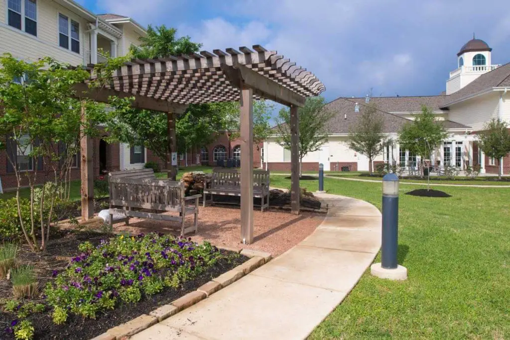 Photo of Crestview, Assisted Living, Nursing Home, Independent Living, CCRC, Bryan, TX 9