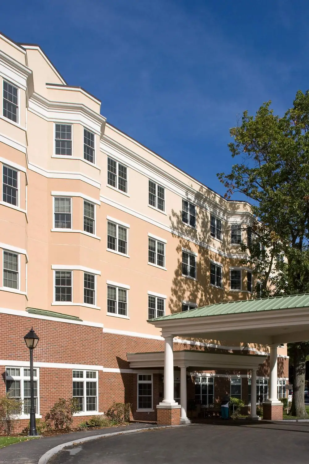Photo of Newbury Court, Assisted Living, Nursing Home, Independent Living, CCRC, Concord, MA 13