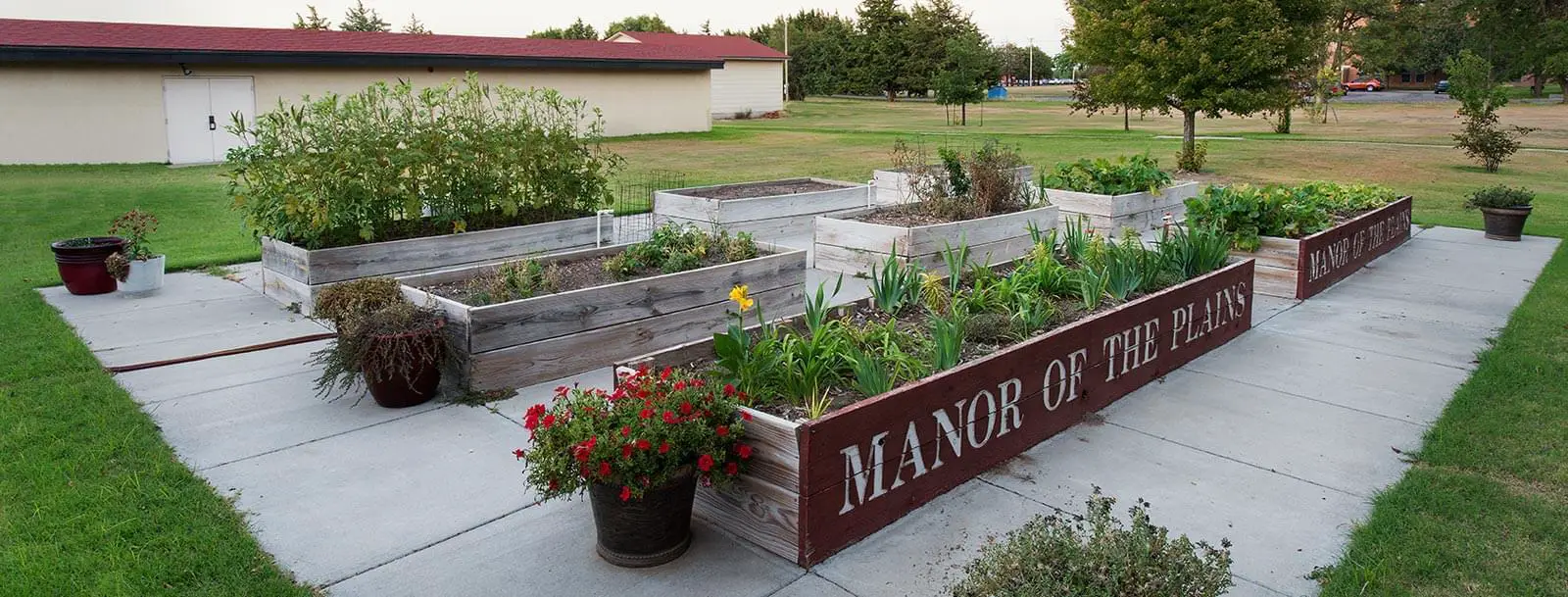 Photo of Manor of the Plains, Assisted Living, Nursing Home, Independent Living, CCRC, Dodge City, KS 1