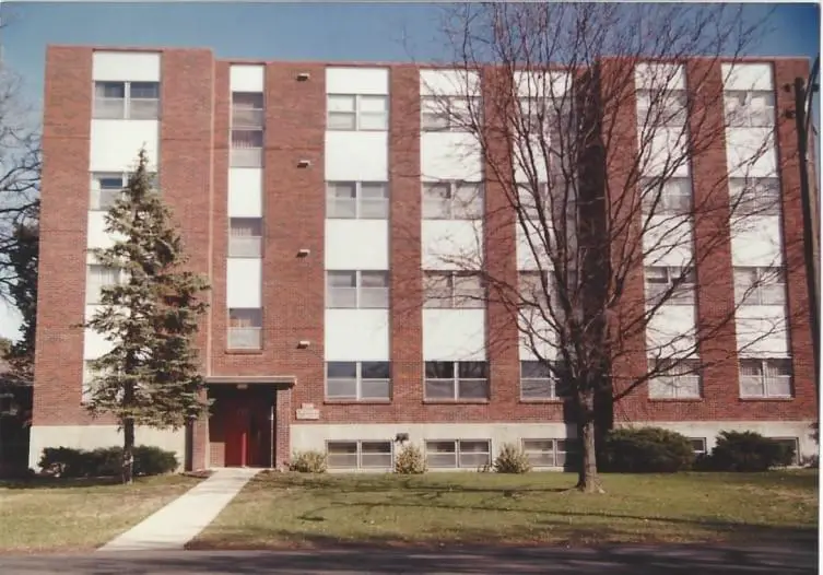 Photo of The Cedars Kansas, Assisted Living, Nursing Home, Independent Living, CCRC, Mcpherson, KS 1