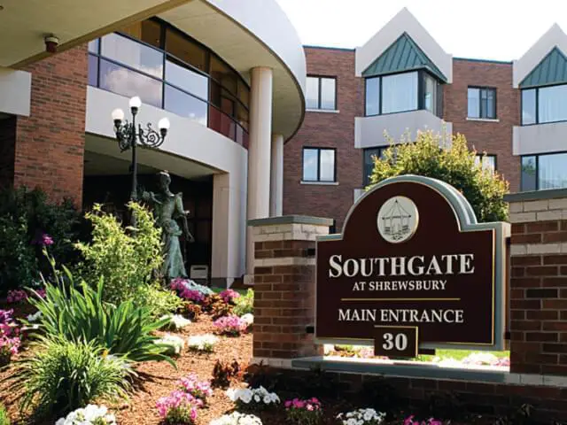 Photo of Southgate at Shrewsbury, Assisted Living, Nursing Home, Independent Living, CCRC, Shrewsbury, MA 8