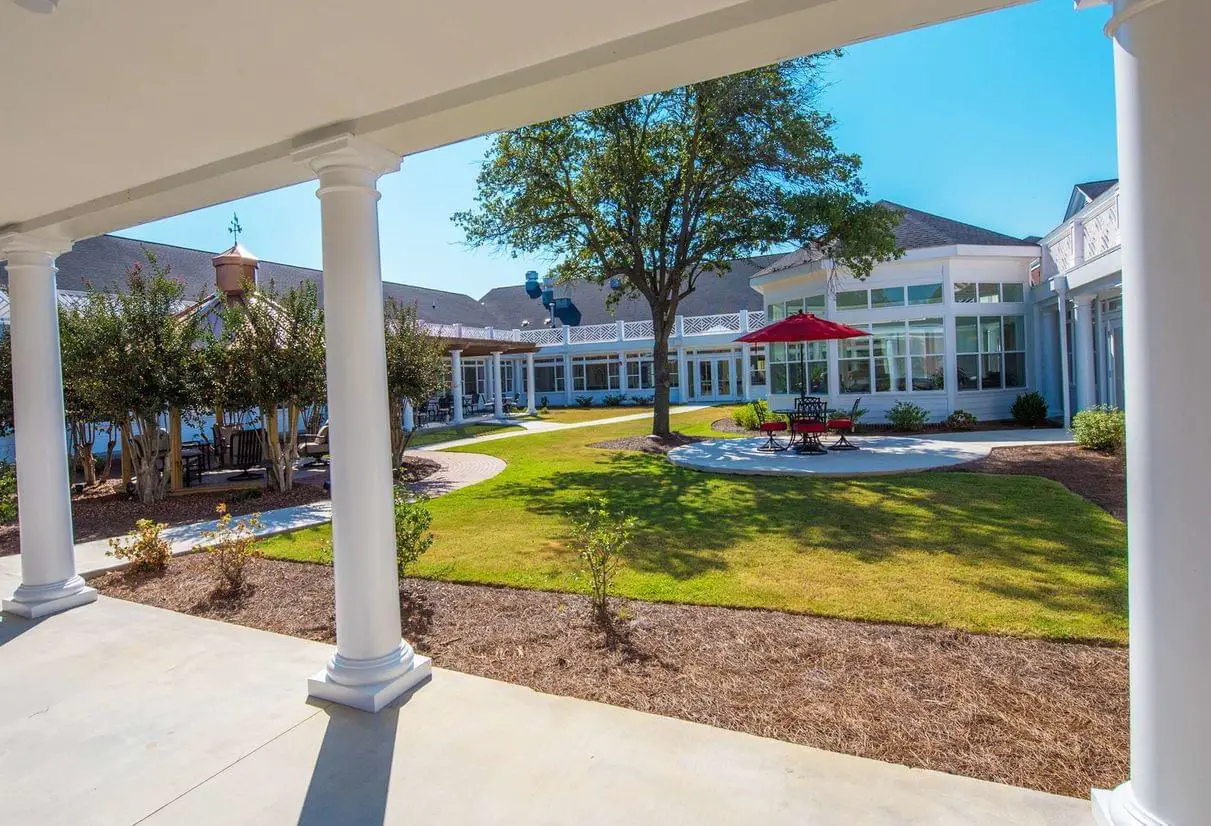 Photo of The Manor, Assisted Living, Nursing Home, Independent Living, CCRC, Florence, SC 3