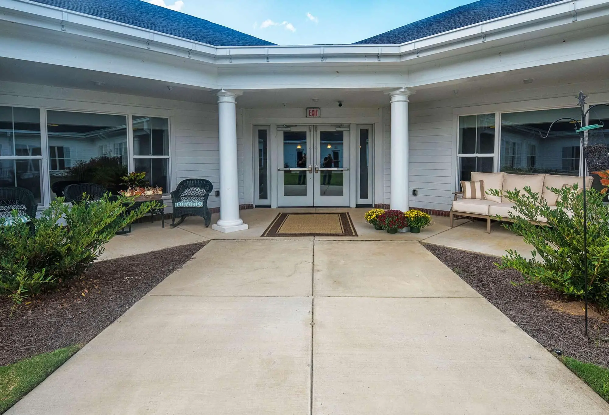 Photo of The Manor, Assisted Living, Nursing Home, Independent Living, CCRC, Florence, SC 5