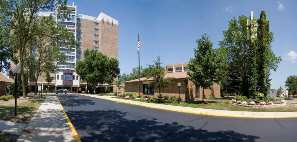 Photo of Madonna Towers of Rochester, Assisted Living, Nursing Home, Independent Living, CCRC, Rochester, MN 7