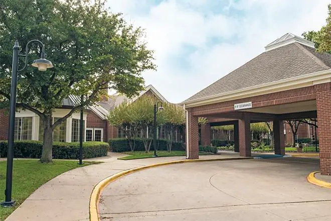 Photo of Brookdale Broadway Cityview, Assisted Living, Nursing Home, Independent Living, CCRC, Ft. Worth, TX 1