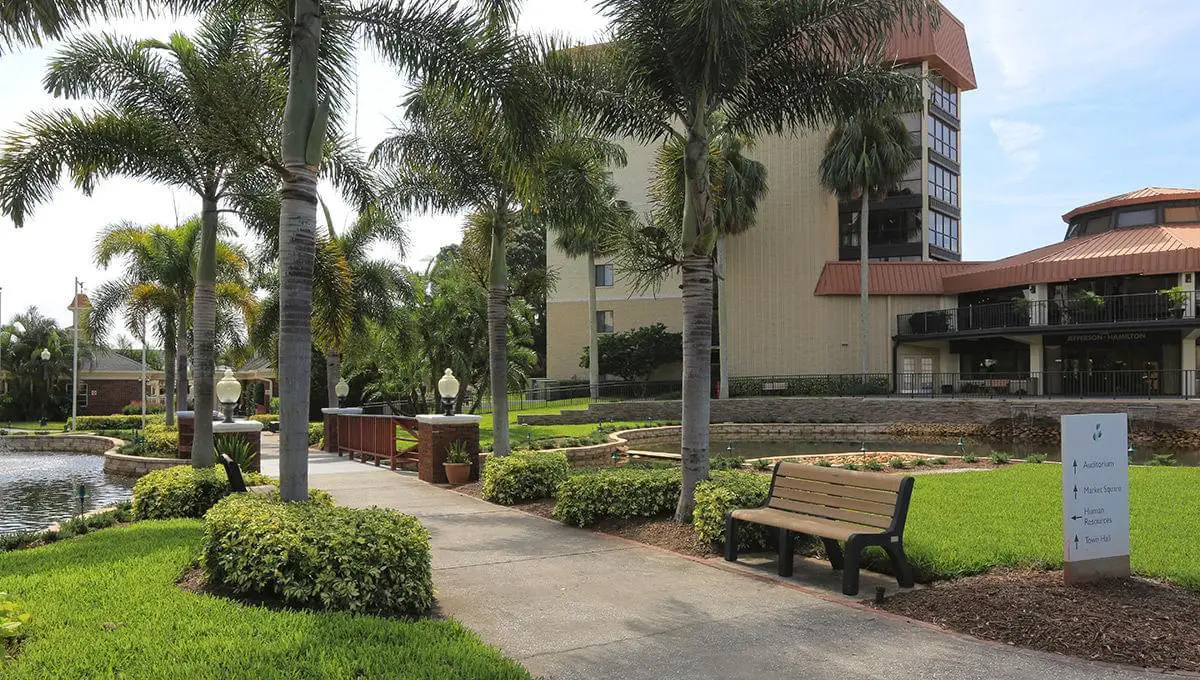 Photo of Freedom Square, Assisted Living, Nursing Home, Independent Living, CCRC, Seminole, FL 1