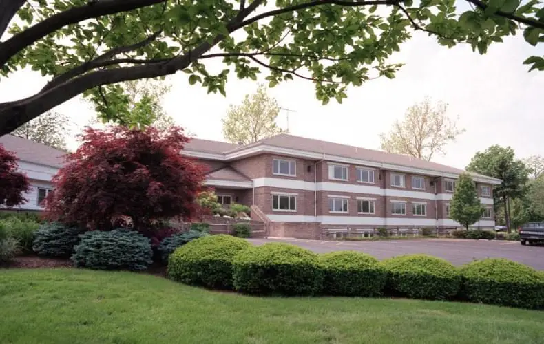 Photo of Amherst Manor Retirement Community, Assisted Living, Nursing Home, Independent Living, CCRC, Amherst, OH 2